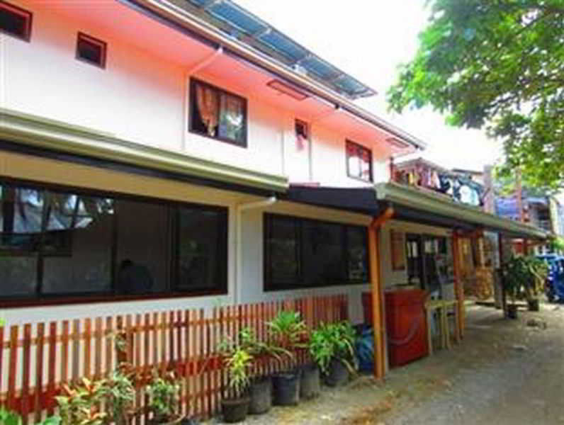 Wendy'S Apartelle Hotel Manoc-Manoc Exterior foto